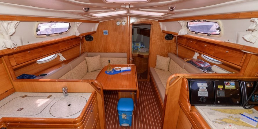 Bavaria 33 Cruiser