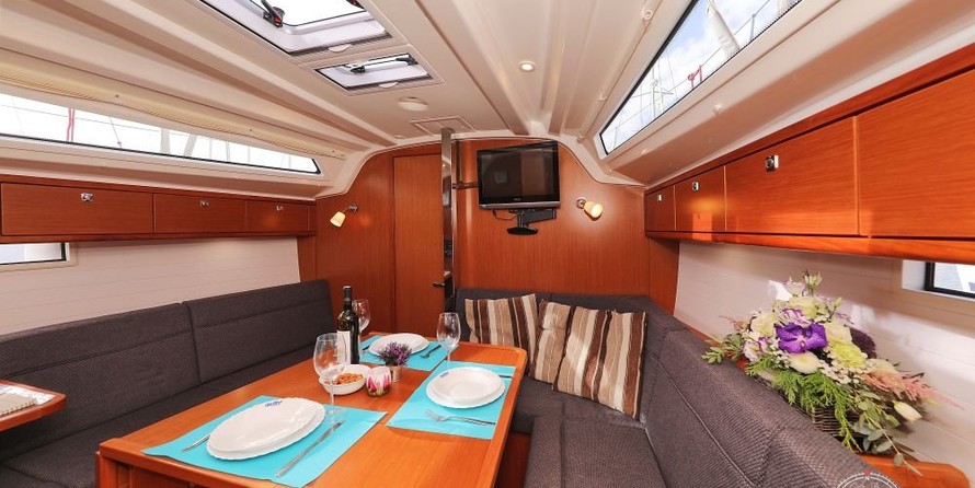 Bavaria 37 Cruiser