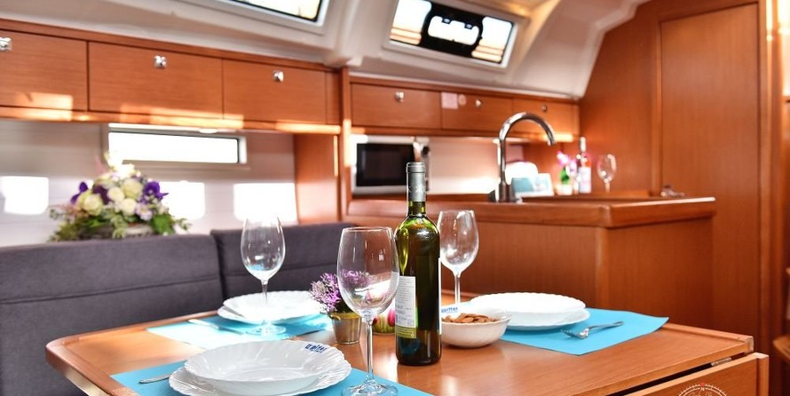 Bavaria 37 Cruiser