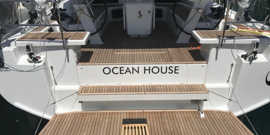 Beneteau Oceanis 51.1