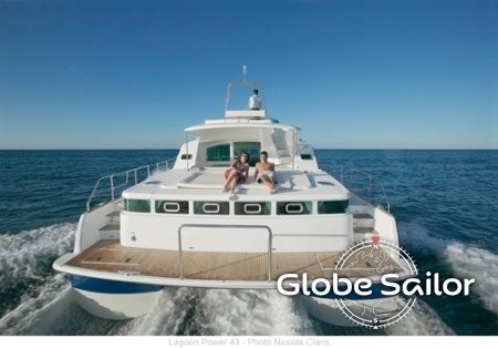 Lagoon Power 43