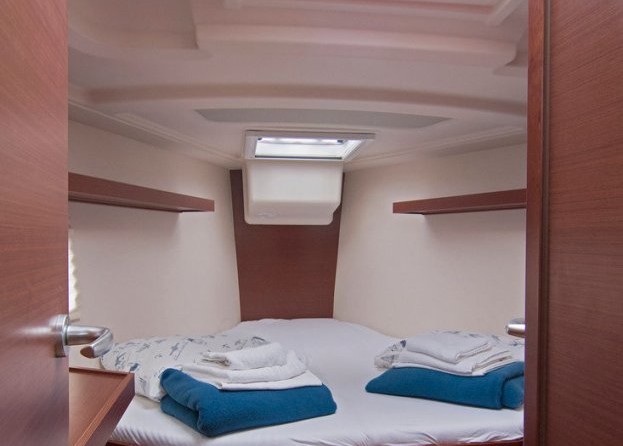 Hanse 418
