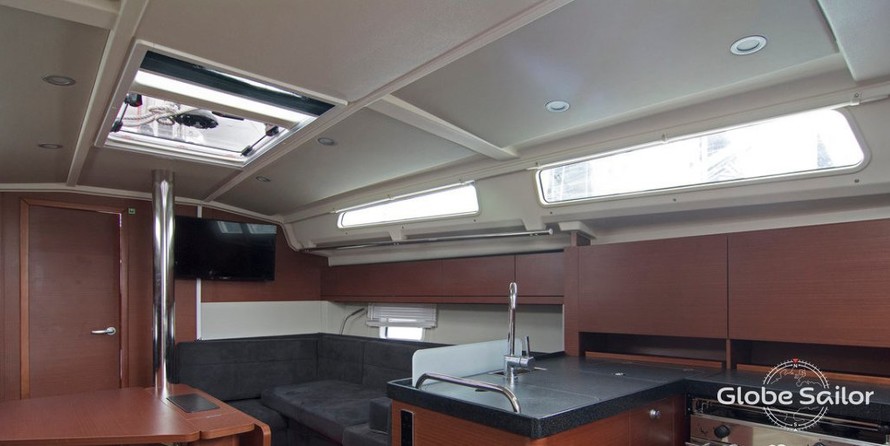 Hanse 418