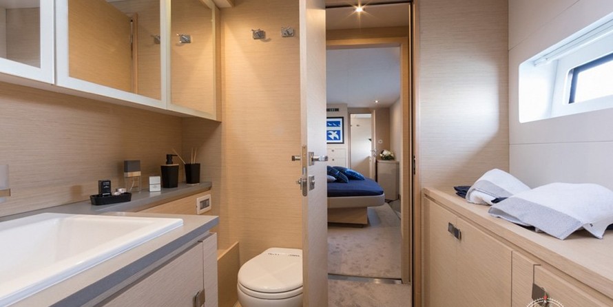 Fountaine Pajot MY 44