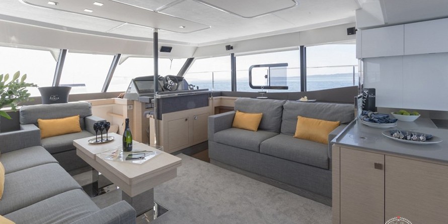 Fountaine Pajot MY 44