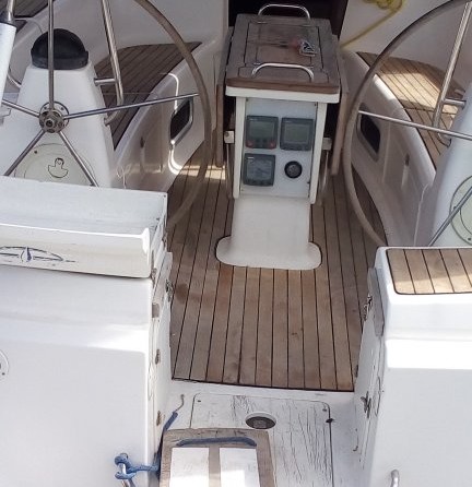 Bavaria 44