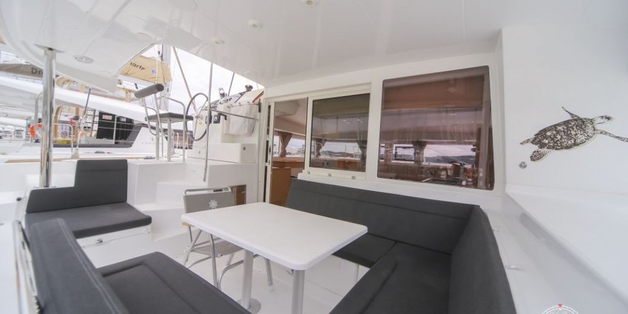 Lagoon 400 S2