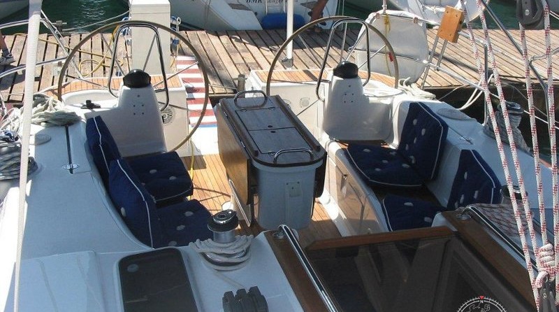 Bavaria 44