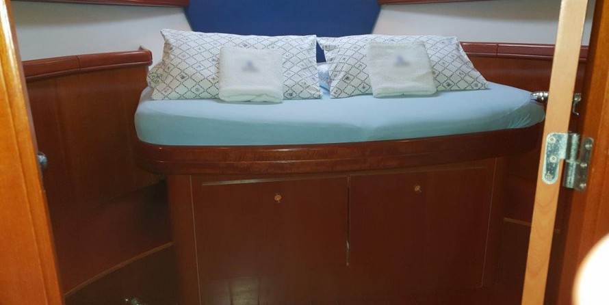 Beneteau Swift Trawler 42