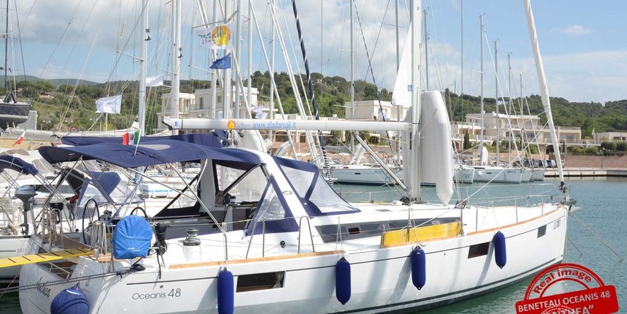 Beneteau Oceanis 48