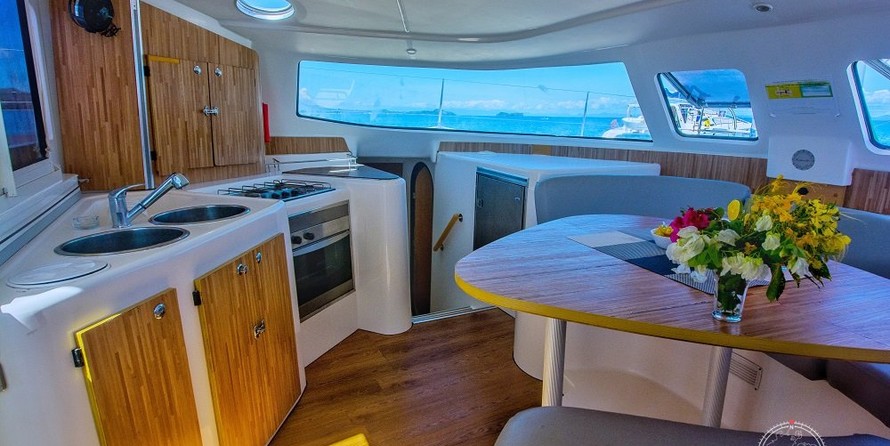 Fountaine Pajot Lavezzi 40