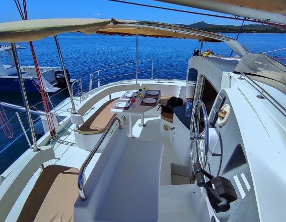 Fountaine Pajot Lavezzi 40