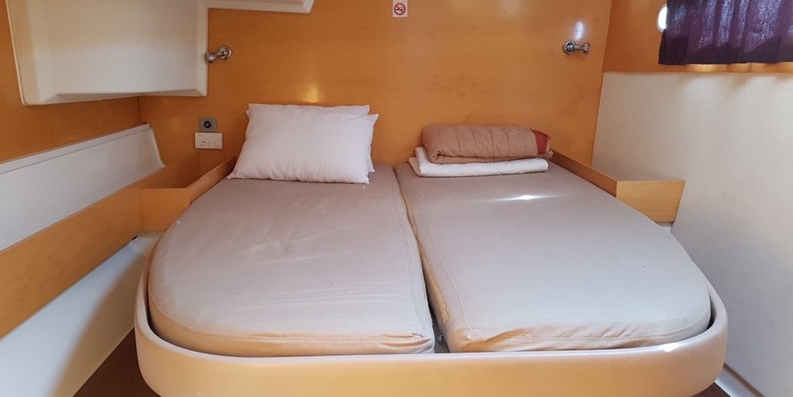 Fountaine Pajot Salina 48