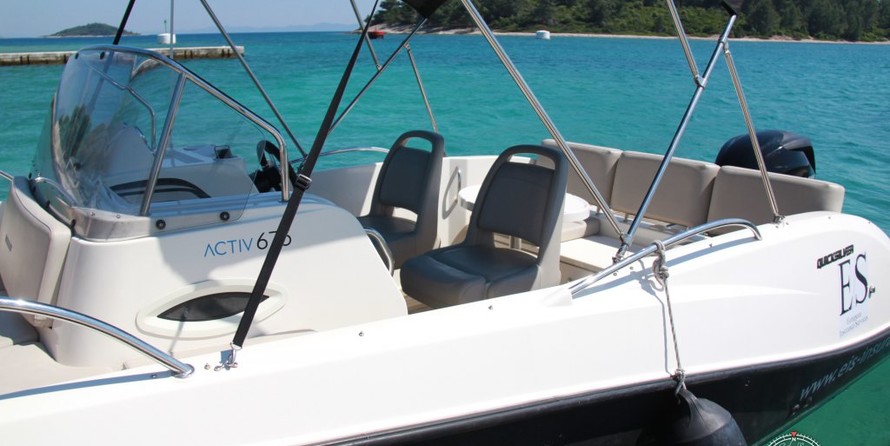 Quicksilver Activ 675 Sundeck