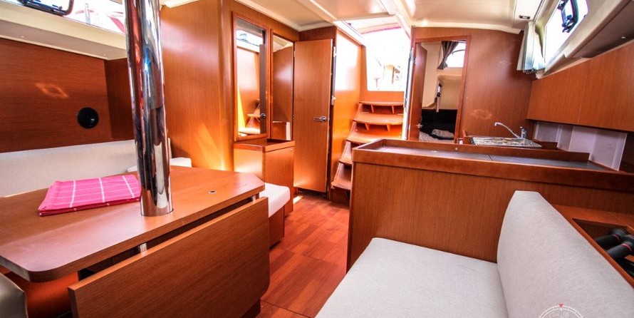 Beneteau Oceanis 41.1