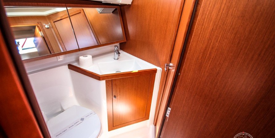 Beneteau Oceanis 41.1