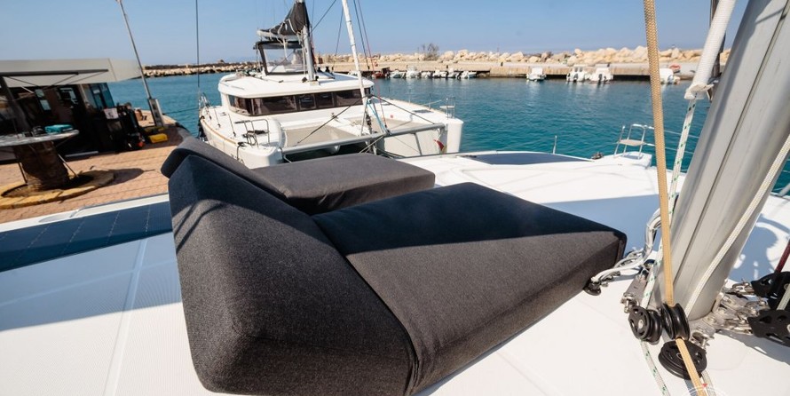 Lagoon 40