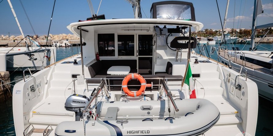 Lagoon 40