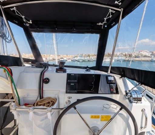 Lagoon 40