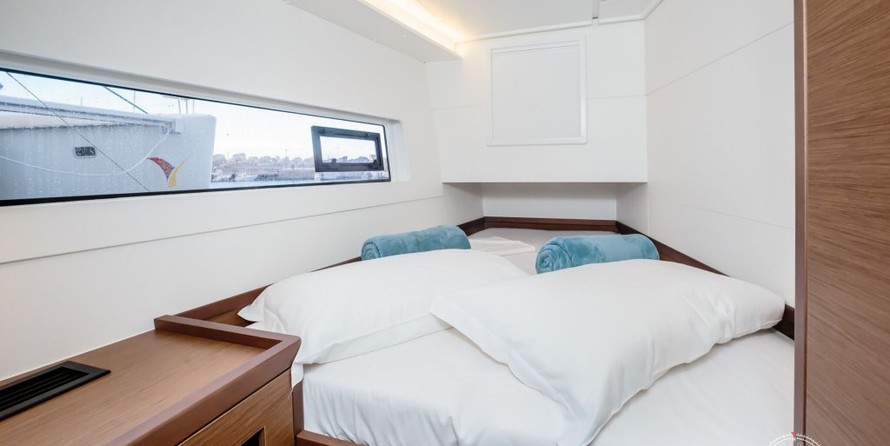 Lagoon 40