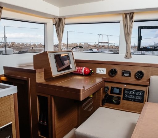 Lagoon 40