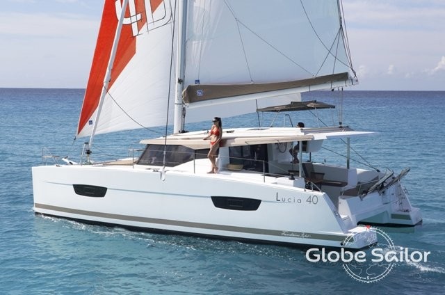 Fountaine Pajot Lucia 40 Maestro
