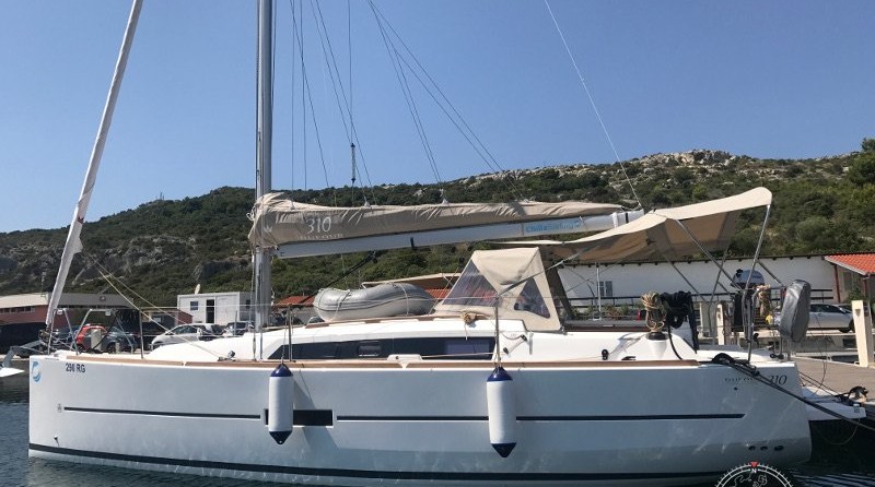 Dufour 310 Grand Large