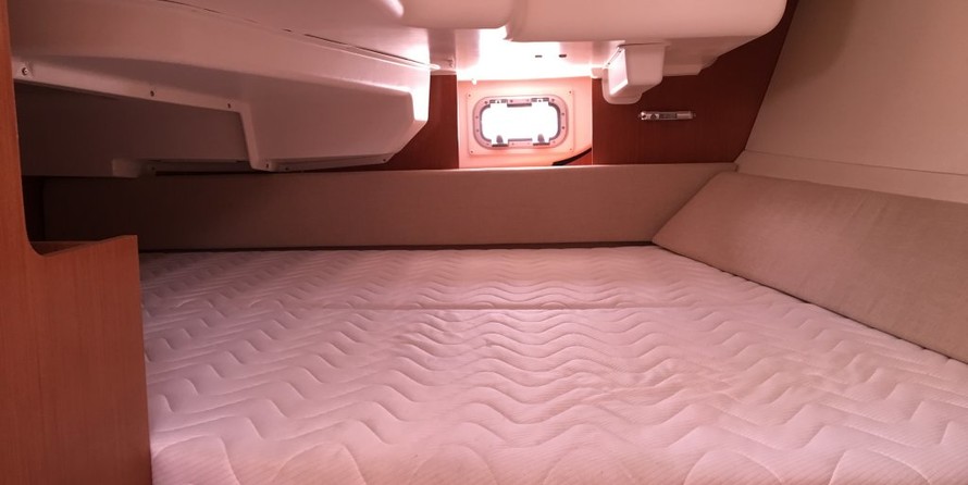 Beneteau Oceanis 34