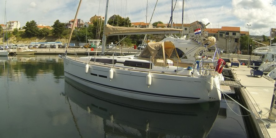 Dufour 375 Grand Large