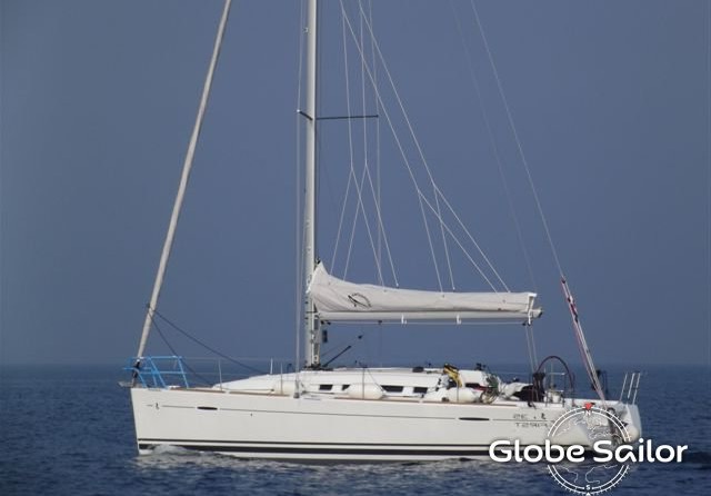 Beneteau First 35