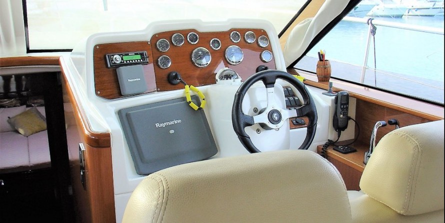 Beneteau Antares 13.80