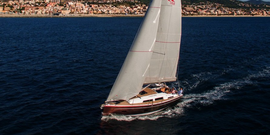 Hanse 388