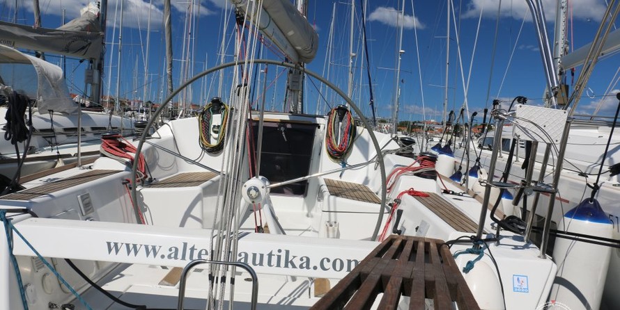 Beneteau First 35