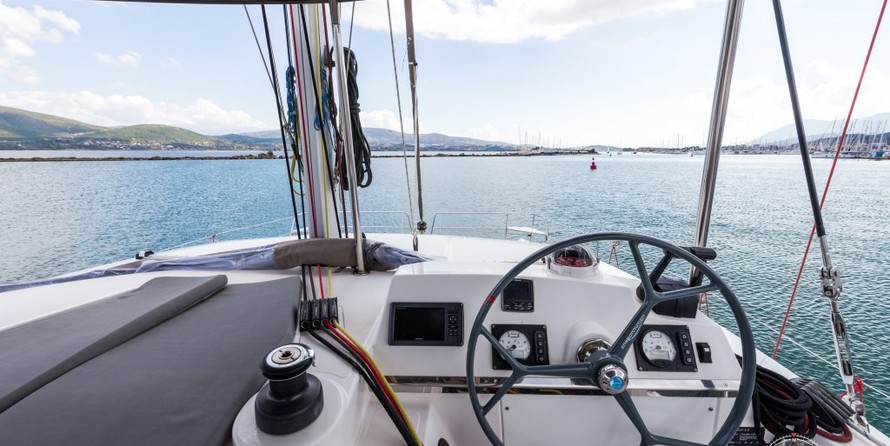 Bali catamarans 4.0 lounge