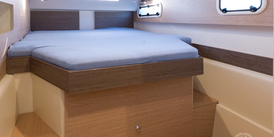 Bali catamarans 4.0 lounge