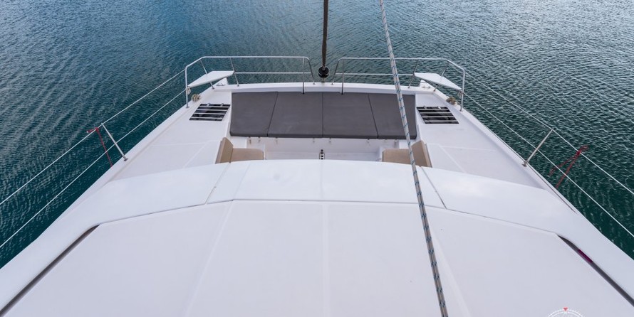 Bali catamarans 4.0 lounge