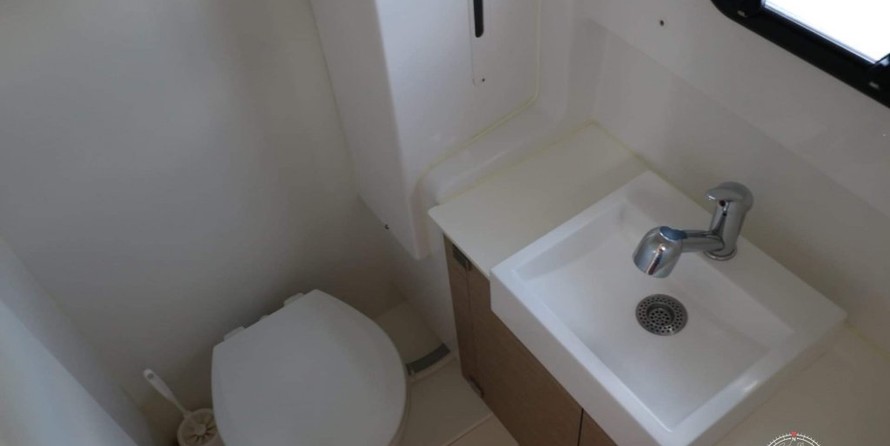 Bali catamarans 4.0 lounge