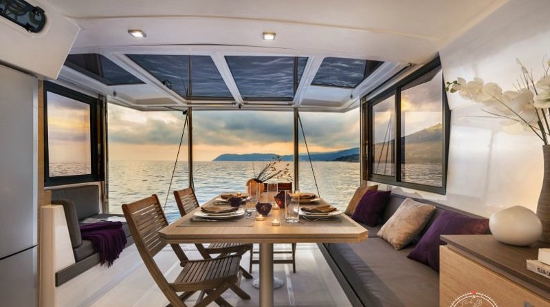 Bali catamarans 4.0 lounge