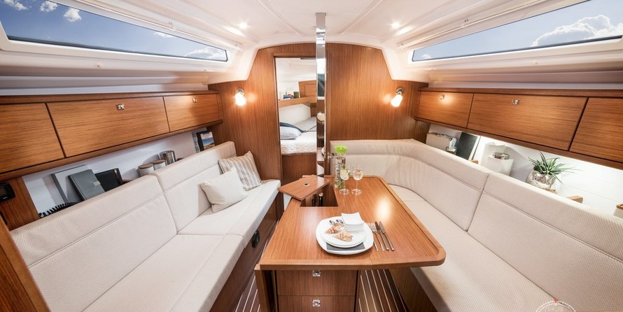 Bavaria CRUISER 34