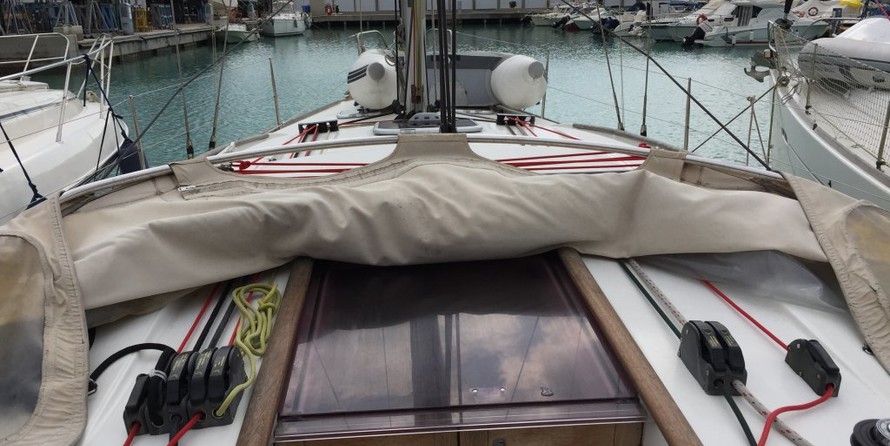 Beneteau Oceanis 43