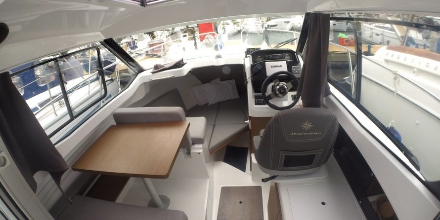 Jeanneau Merry Fisher 695