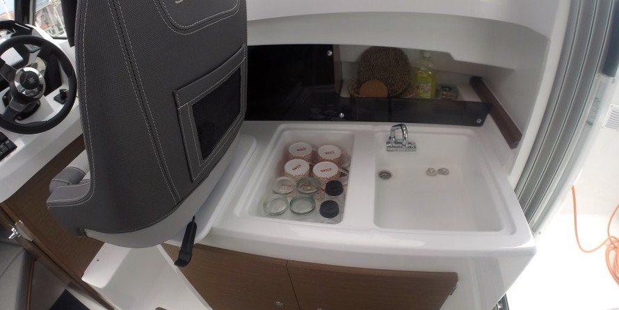 Jeanneau Merry Fisher 695