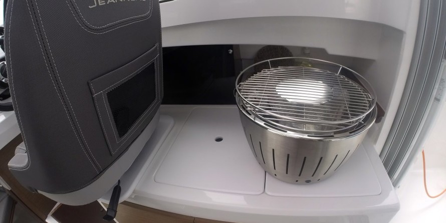 Jeanneau Merry Fisher 695