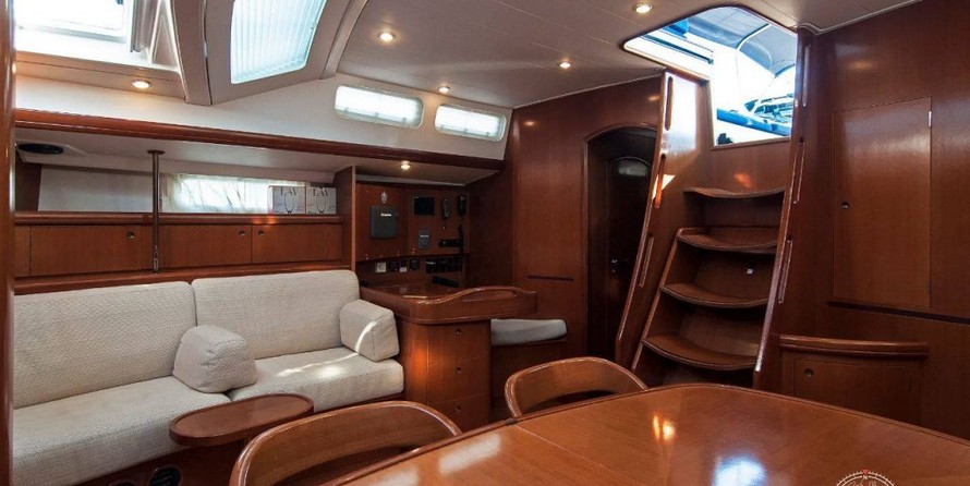 Beneteau 57