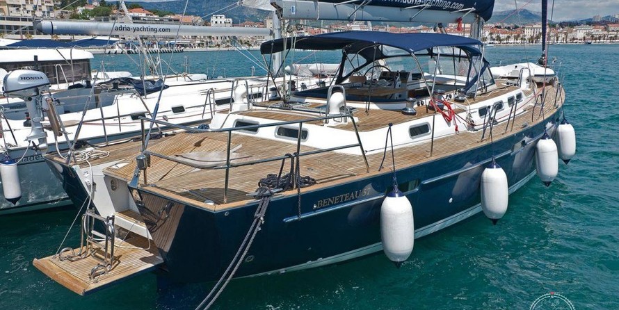 Beneteau 57
