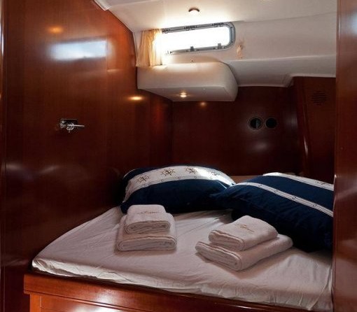 Beneteau 57