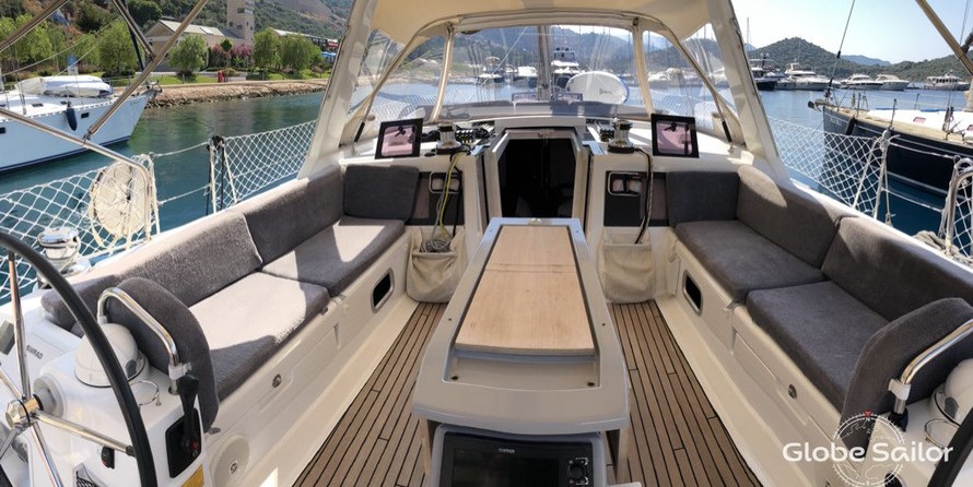 Beneteau Oceanis 48