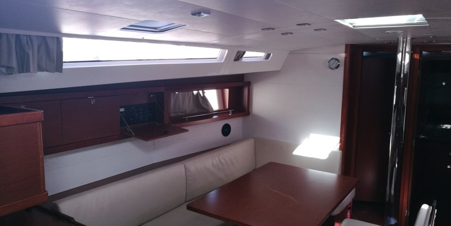 Beneteau Oceanis 48