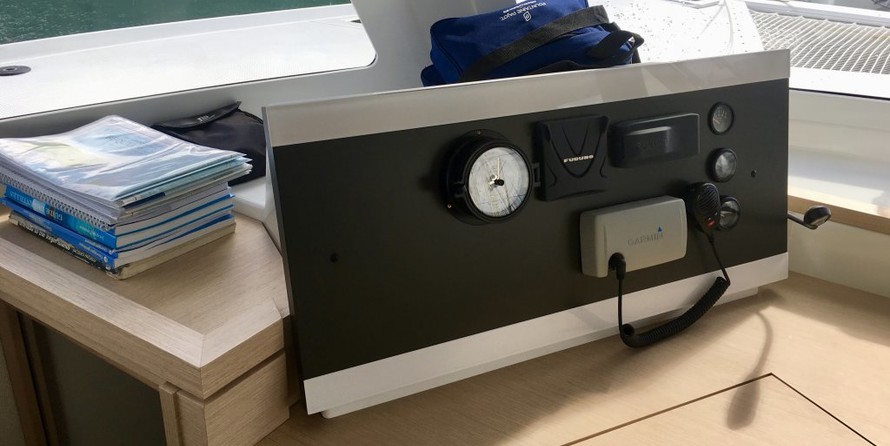 Fountaine Pajot Lucia 40