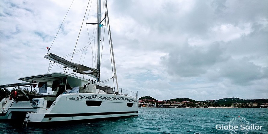 Fountaine Pajot Lucia 40